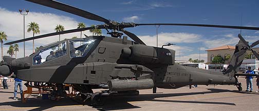Boeing AH-64D Apache 10-05625, Falcon Field, April 2, 2011